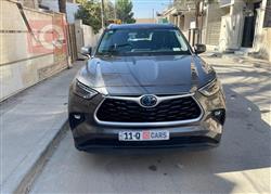 تۆیۆتا هایلاندەر